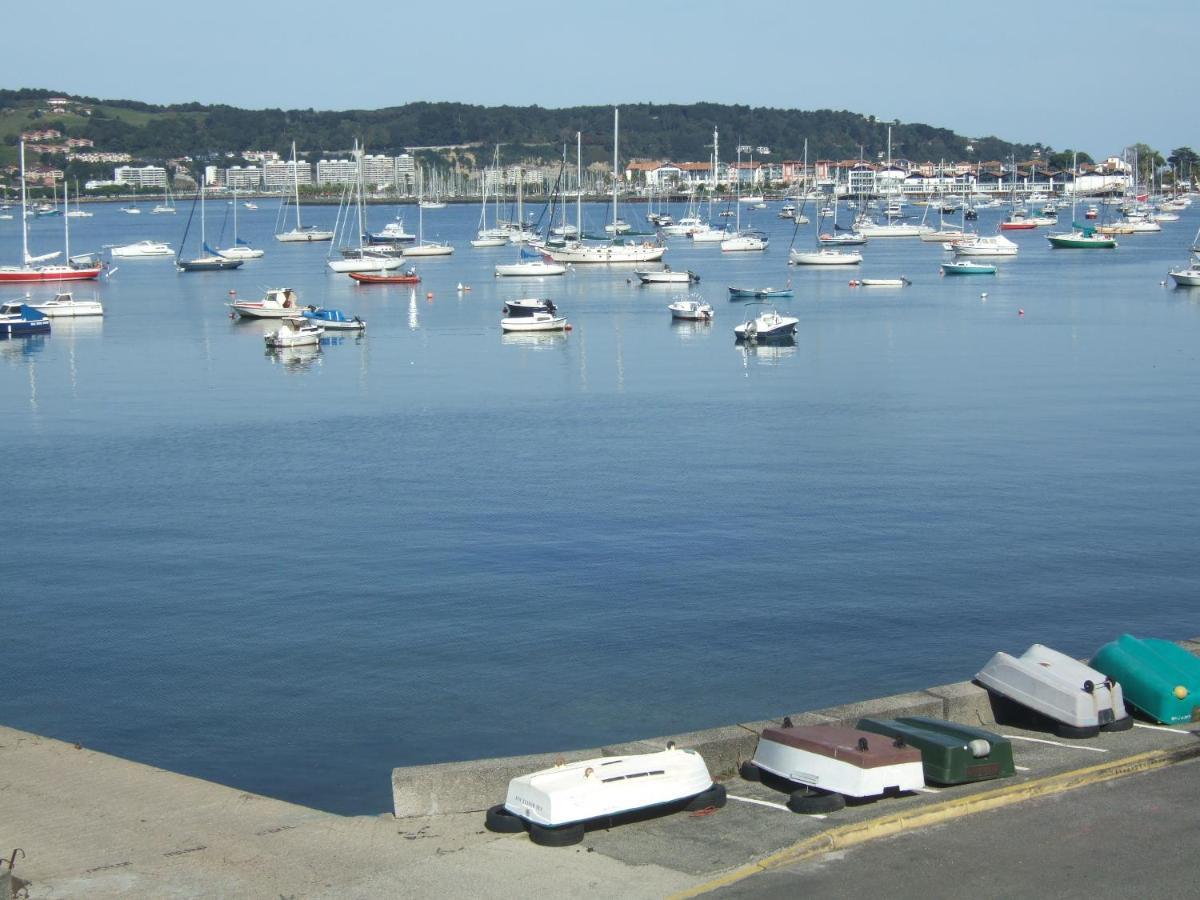 Port Caneta Hendaye Appt 55 M Class 2 Etoiles Bagian luar foto